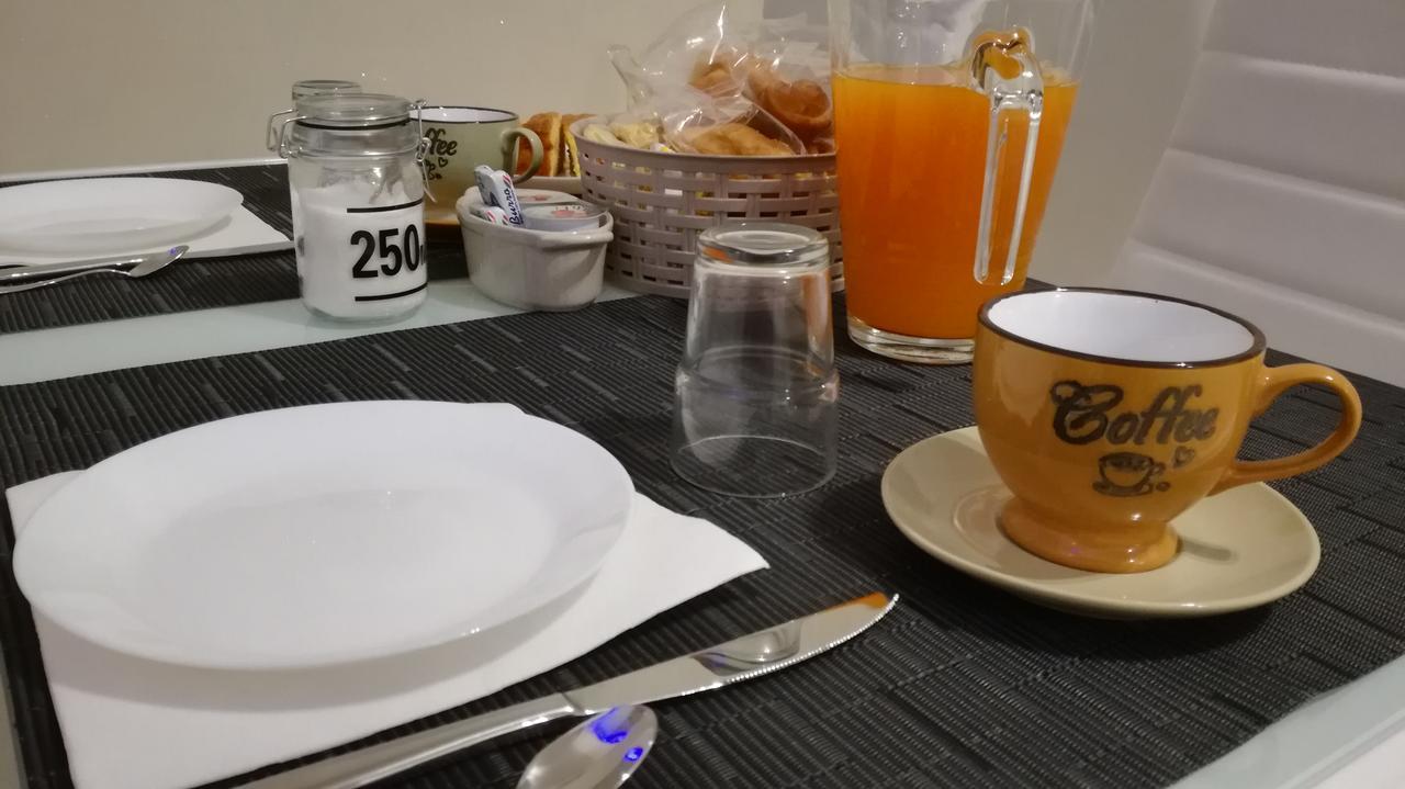 Bonsai Bed & Breakfast ฟิวมิชีโน ภายนอก รูปภาพ