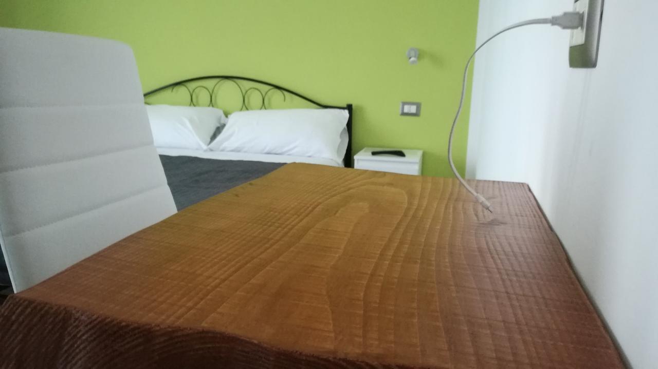 Bonsai Bed & Breakfast ฟิวมิชีโน ภายนอก รูปภาพ